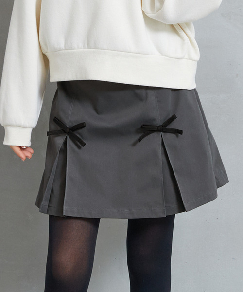 coca（coca）（コカ）の「キッズ リボン付タックスカッツ（その他パンツ・キッズ・ベージュ/チャコール・150/140/130/120）」の2枚目の写真