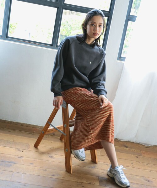 B:MING by BEAMS(ビーミングバイビームス)の「メランジ ニット スカート(スカート・レディース・ブラウン/ネイビー・ONE SIZE)」の8枚目の写真