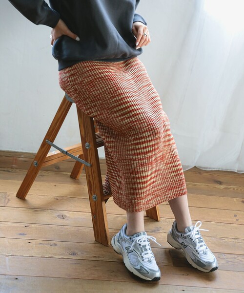 B:MING by BEAMS(ビーミングバイビームス)の「メランジ ニット スカート(スカート・レディース・ブラウン/ネイビー・ONE SIZE)」の9枚目の写真