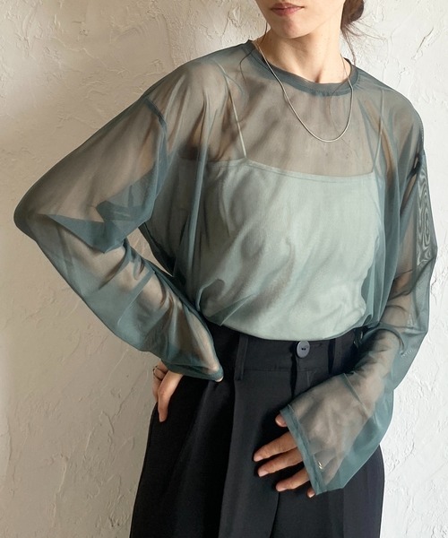 She's Closet（シーズクローゼット）の「ビッグシルエットクルーネック長袖シースルー/シアーロングTシャツ シアーカットソートップス（Tシャツ/カットソー・レディース・グレー/ブラウン/グリーン/ホワイト/ブラック/アイボリー・FREE）」の6枚目の写真