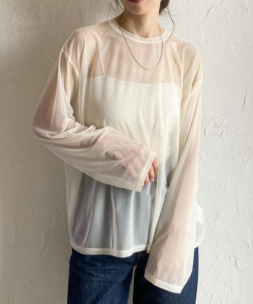 She's Closet（シーズクローゼット）の「ビッグシルエットクルーネック長袖シースルー/シアーロングTシャツ シアーカットソートップス（Tシャツ/カットソー・レディース・グレー/ブラウン/グリーン/ホワイト/ブラック/アイボリー・FREE）」の3枚目の写真