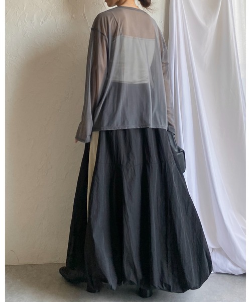 She's Closet（シーズクローゼット）の「ビッグシルエットクルーネック長袖シースルー/シアーロングTシャツ シアーカットソートップス（Tシャツ/カットソー・レディース・グレー/ブラウン/グリーン/ホワイト/ブラック/アイボリー・FREE）」の21枚目の写真