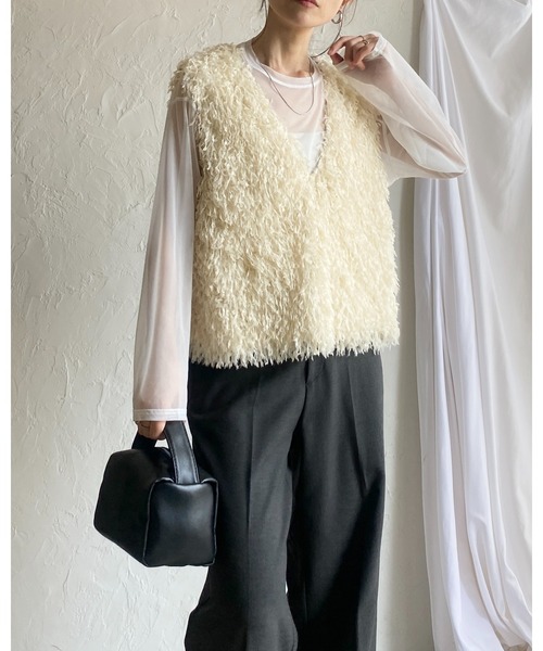 She's Closet（シーズクローゼット）の「ビッグシルエットクルーネック長袖シースルー/シアーロングTシャツ シアーカットソートップス（Tシャツ/カットソー・レディース・グレー/ブラウン/グリーン/ホワイト/ブラック/アイボリー・FREE）」の15枚目の写真