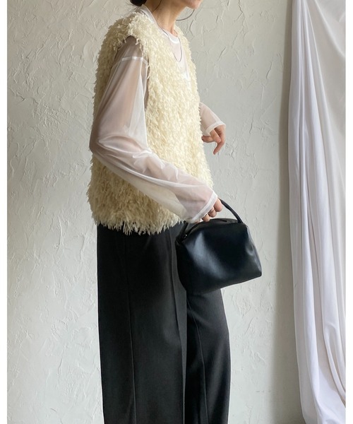 She's Closet（シーズクローゼット）の「ビッグシルエットクルーネック長袖シースルー/シアーロングTシャツ シアーカットソートップス（Tシャツ/カットソー・レディース・グレー/ブラウン/グリーン/ホワイト/ブラック/アイボリー・FREE）」の16枚目の写真