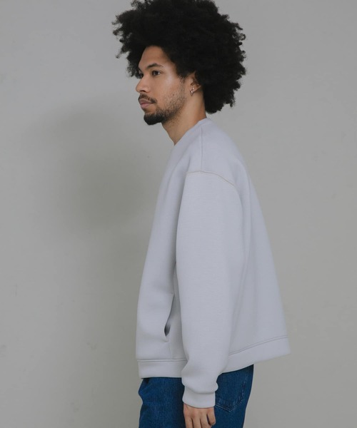 URBAN RESEARCH Sonny Label(アーバンリサーチサニーレーベル)の「ダンボールニットクルーネックプルオーバー(Tシャツ/カットソー・メンズ・ライトカーキ/チャコールグレー/グレー系その他・MEDIUM/LARGE/X-LARGE)」の17枚目の写真