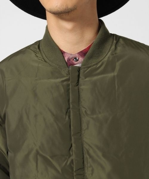 RAGEBLUE（レイジブルー）の「＜2WAY仕様＞リバーシブルMA-1/565951（MA-1・メンズ・ホワイト/ブラック/オリーブ・LARGE/MEDIUM）」の6枚目の写真