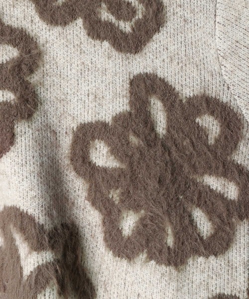 mysty woman（ミスティウーマン）の「フェザーフラワージャガードニットプルオーバー　142901（ニット/セーター・レディース・ライトグレー/アイボリー/グレー/ブルー/グリーン/チャコールグレー・FREE）」の22枚目の写真