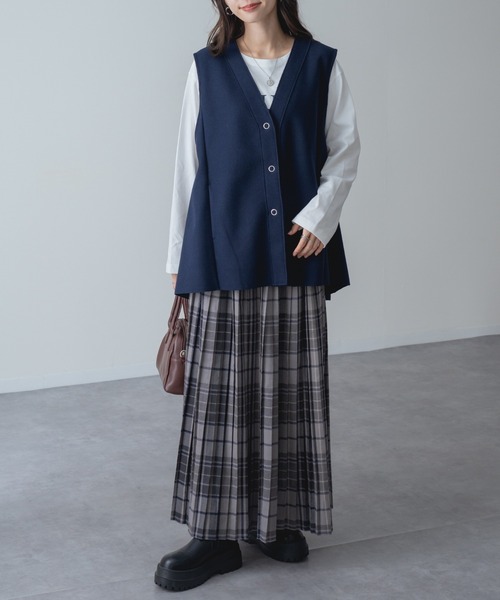 refinedworks(リファインドワークス)の「【refinedworks】オリジナルの 起毛チェックプリーツスカート(スカート・レディース・レッド/ブラック/ブルー/オリーブ×ブラック/イエロー/ボルドー・FREE)」の14枚目の写真