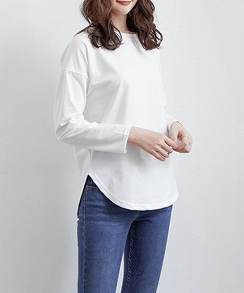 Miniministore(ミニミニストア)の「tシャツ スリット カットソー(Tシャツ/カットソー・レディース・ベージュ/ラベンダー/ホワイト/ブルー/ブラック・FREE)」の2枚目の写真