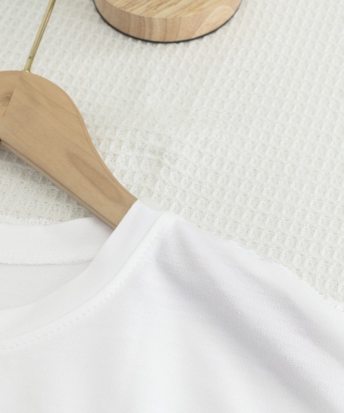 Miniministore(ミニミニストア)の「tシャツ スリット カットソー(Tシャツ/カットソー・レディース・ベージュ/ラベンダー/ホワイト/ブルー/ブラック・FREE)」の21枚目の写真