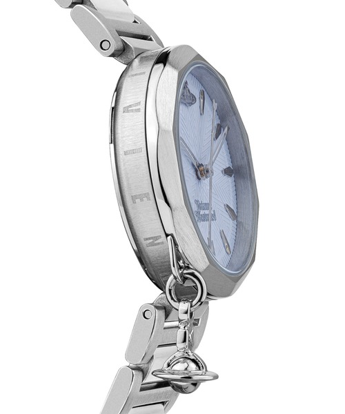 Vivienne Westwood(ヴィヴィアンウエストウッド)の「「Vivienne Westwood/ヴィヴィアン・ウエストウッド」ポプラレディースクォーツウォッチ、ブルーダイヤル&ステンレススティールブレスレット(アナログ腕時計・レディース・シルバー系・31mm)」の3枚目の写真