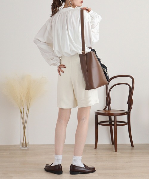 FUNALIVE(ファンアライブ)の「laulea ニット脇ポケット付 ゆったりハーフパンツ(その他パンツ・レディース・アイボリー/ダークブラウン/ブラック・M)」の18枚目の写真