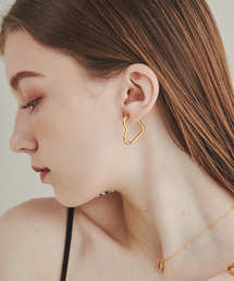 錆びない」に該当するピアス（両耳用）（ゴールド/金色系