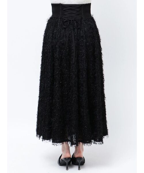 CALNAMUR（カルナムール）の「FLUFFY FLARE SK/フラッフィーフレアスカート（スカート・レディース・オフホワイト/ブラック・FREE）」の5枚目の写真