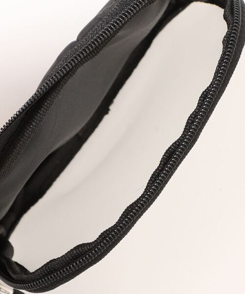 Hamee（ハミィ）の「Melia キルティングガジェット ポーチ & ストラップ（スマホグッズ・レディース・アイボリー/ブラック/ミント/パープル・FREE）」の18枚目の写真