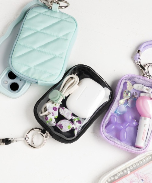 Hamee（ハミィ）の「Melia キルティングガジェット ポーチ & ストラップ（スマホグッズ・レディース・アイボリー/ブラック/ミント/パープル・FREE）」の3枚目の写真