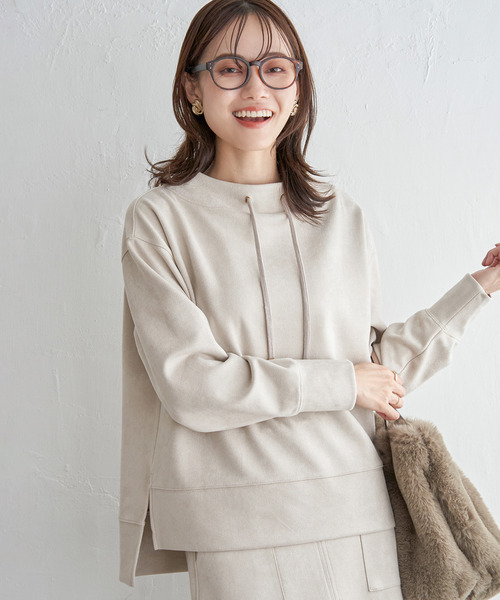 ikka（イッカ）の「【親子コーデ】GOKU楽フェイクスエードスピンドルプルオーバー（スウェット・レディース・ベージュ/モカ/ブラック/スカイブルー/ダークラベンダー・M/L/S）」の13枚目の写真