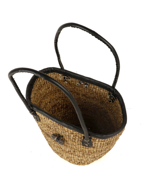 UNBILLION（アンビリオン）の「アフリカンスクエアー AFRICANSQUARE / バナナバッグ手提（かごバッグ・レディース・ベージュ・FREE）」の2枚目の写真