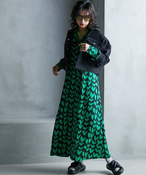 ハートプリントボウタイロングワンピース ＜大きいサイズ有＞GEVS