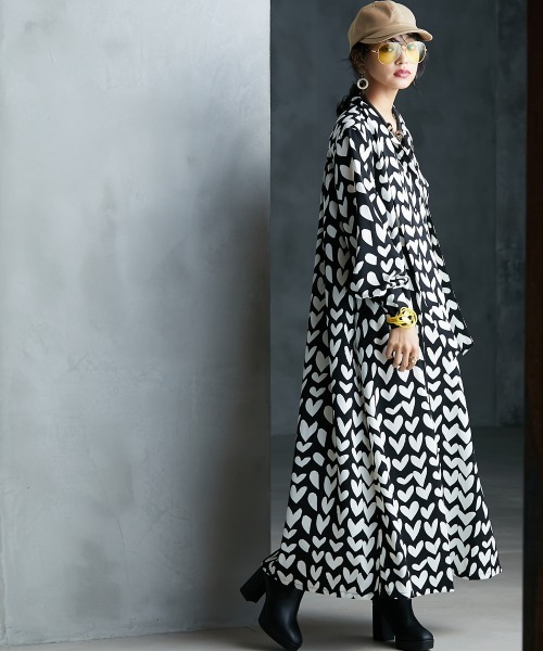 ハートプリントボウタイロングワンピース ＜大きいサイズ有