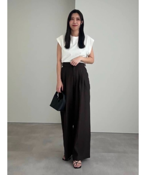 UR'S（ユアーズ）の「リネンライクサイドベルトデザインタックワイドパンツ（その他パンツ・レディース・ブラック/アイボリー/ダークブラウン/ブルー系その他/ダークグレー/サンドベージュ・S/M/L）」の19枚目の写真