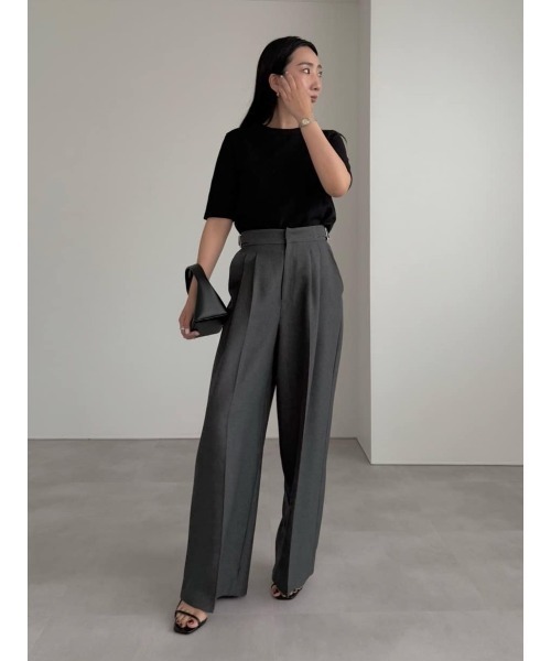 UR'S（ユアーズ）の「リネンライクサイドベルトデザインタックワイドパンツ（その他パンツ・レディース・ブラック/アイボリー/ダークブラウン/ブルー系その他/ダークグレー/サンドベージュ・S/M/L）」の13枚目の写真