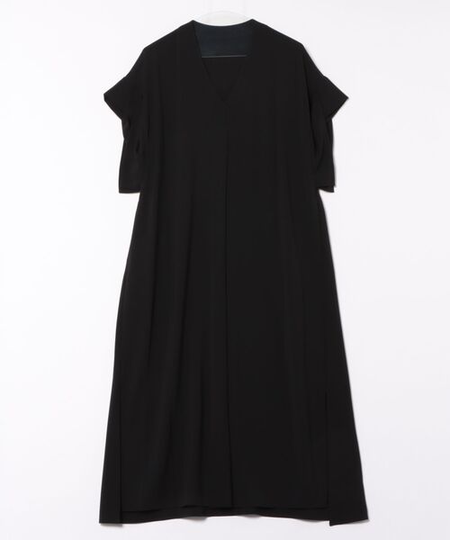 INTERPLANET(インタープラネット)の「【CLOCHE】接触冷感Vネックワンピース(ワンピース・レディース・ベージュ/グリーン/ブラック・FREE)」の4枚目の写真