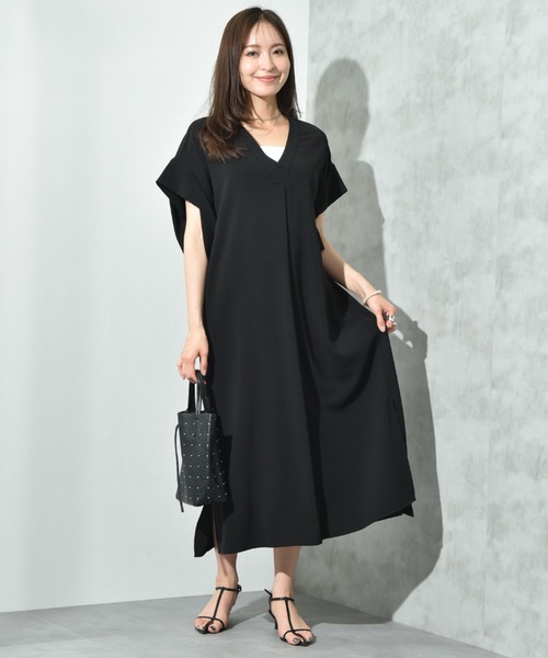 INTERPLANET(インタープラネット)の「【CLOCHE】接触冷感Vネックワンピース(ワンピース・レディース・ベージュ/グリーン/ブラック・FREE)」の8枚目の写真