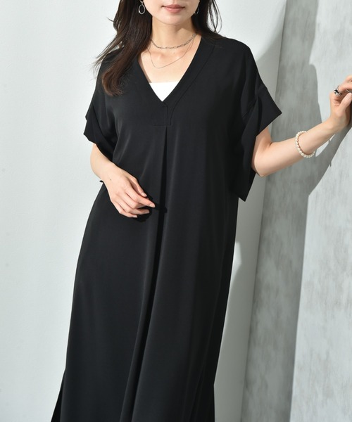 INTERPLANET(インタープラネット)の「【CLOCHE】接触冷感Vネックワンピース(ワンピース・レディース・ベージュ/グリーン/ブラック・FREE)」の14枚目の写真