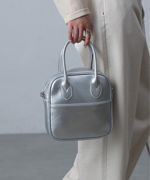 COLONY 2139(コロニートゥーワンスリーナイン)の「スクエアボストンバッグ(ボストンバッグ・レディース・シルバー/ライトグレー/ブラック・FREE)」の19枚目の写真