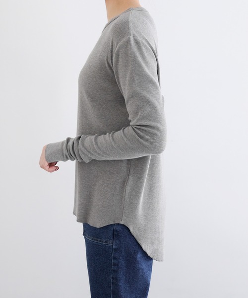 evernavy（エバーネイビー）の「【新色・新サイズ追加】テレコリブクルーネックプルオーバー（Tシャツ/カットソー・レディース・グレー/ネイビー/クリーム/オフホワイト/ブラック/チャコールグレー/ブラウン系その他・M/L）」の16枚目の写真