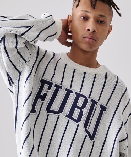 FUBU( フブ)の「FUBU フブ ブランド ロゴ 刺繍 ワッペン ストライプ クルーネック ニット プルオーバー セーター(ニット/セーター・メンズ・オフホワイト/ブラック・M/XXL/XL/L)」の5枚目の写真
