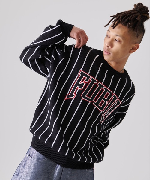 FUBU( フブ)の「FUBU フブ ブランド ロゴ 刺繍 ワッペン ストライプ クルーネック ニット プルオーバー セーター(ニット/セーター・メンズ・オフホワイト/ブラック・M/XXL/XL/L)」の15枚目の写真