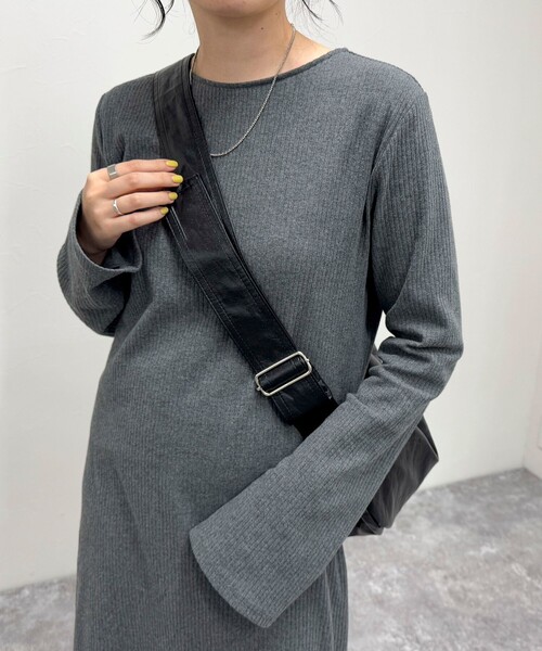 fredy emue(フレディエミュ)の「ヴィンテージライクフェイクレザーショルダーバッグ(ショルダーバッグ・レディース・ブラウン/ブラック・FREE)」の15枚目の写真