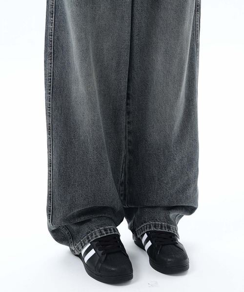 aimoha(アイモハ)の「【aimoha neo】Grunge Style Wide Jeans(デニムパンツ・メンズ・グレー・MEDIUM/LARGE/X-LARGE/XX-LARGE)」の11枚目の写真
