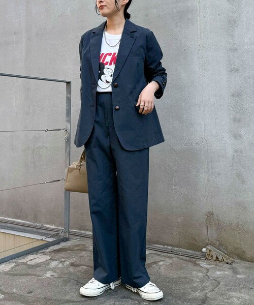 fredy emue（フレディエミュ）の「《セットアップ対応》綿ナイロンイージーストレートパンツ（その他パンツ・レディース・ベージュ/ネイビー・38/36）」の3枚目の写真