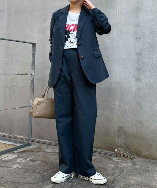 fredy emue（フレディエミュ）の「《セットアップ対応》綿ナイロンイージーストレートパンツ（その他パンツ・レディース・ベージュ/ネイビー・38/36）」の4枚目の写真