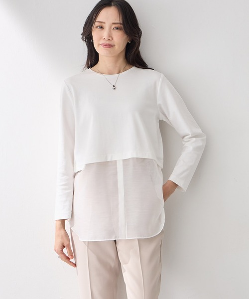 A/C DESIGN BY ALPHA CUBIC(エーシーデザインバイアルファキュービック)の「【2025年春夏】裾切替チュニック(Tシャツ/カットソー・レディース・オフホワイト・M/L)」の1枚目の写真