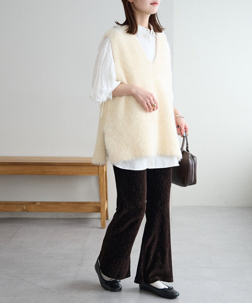 DISCOAT（ディスコート）の「ベロアプリーツフレアパンツ（その他パンツ・レディース・ダークブラウン/アイボリー/チャコールグレー・SMALL/MEDIUM/LARGE）」の16枚目の写真