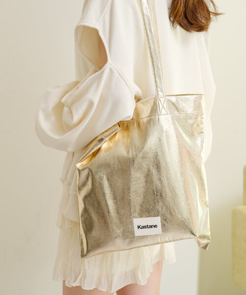 Kastane（カスタネ）の「【4色展開/A4サイズ】シャイニーマルチトートBAG（トートバッグ・レディース・ベビーピンク/アイボリー/シルバー/ゴールド・FREE）」の18枚目の写真