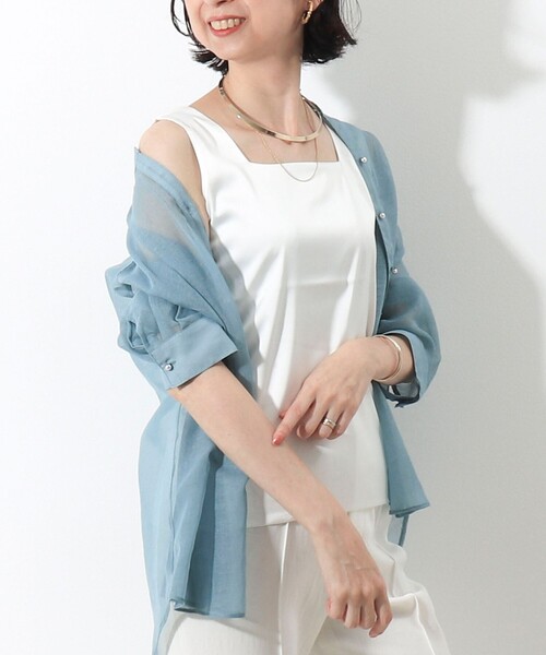 MICO COULIER(ミコクリエ)の「スクエアネックサテンドッキングタンクトップ(Tシャツ/カットソー・レディース・キナリ/ブラック/オフホワイト/チャコールグレー・38)」の6枚目の写真