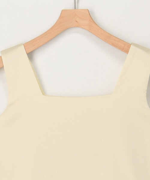 MICO COULIER(ミコクリエ)の「スクエアネックサテンドッキングタンクトップ(Tシャツ/カットソー・レディース・キナリ/ブラック/オフホワイト/チャコールグレー・38)」の17枚目の写真