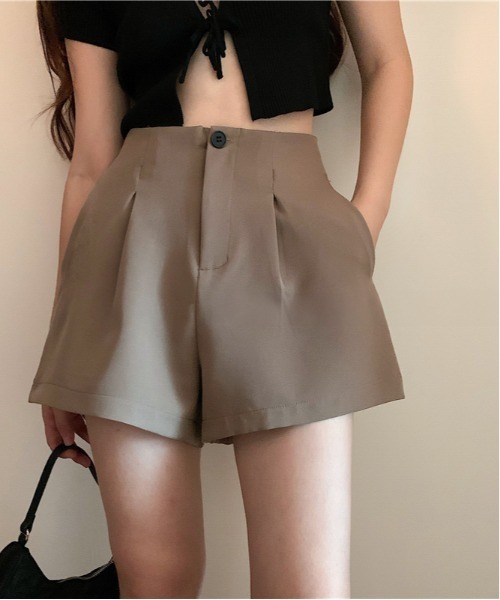 Per sist ence(パーシエンス)の「タックショートパンツ(その他パンツ・レディース・ブラウン/ブラック・LARGE/MEDIUM)」の1枚目の写真