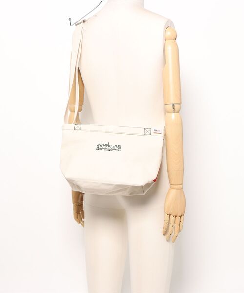 Manhattan Portage(マンハッタンポーテージ)の「Manhattan Portage/マンハッタンポーテージ ショルダーバック PINE STREET CANVAS LITE 25 MP2414CVL25(ショルダーバッグ・メンズ・ベージュ系その他/ベージュ系その他2・FREE)」の6枚目の写真