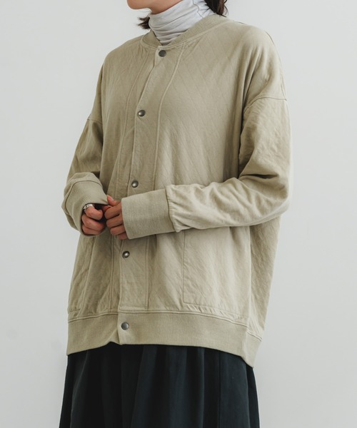quadro(クオドロ)の「C/NyキルトJQブルゾン(Tシャツ/カットソー・レディース・オフホワイト/グレイッシュベージュ/ダークネイビー/チャコール/ベージュ/グリーン・FREE)」の3枚目の写真