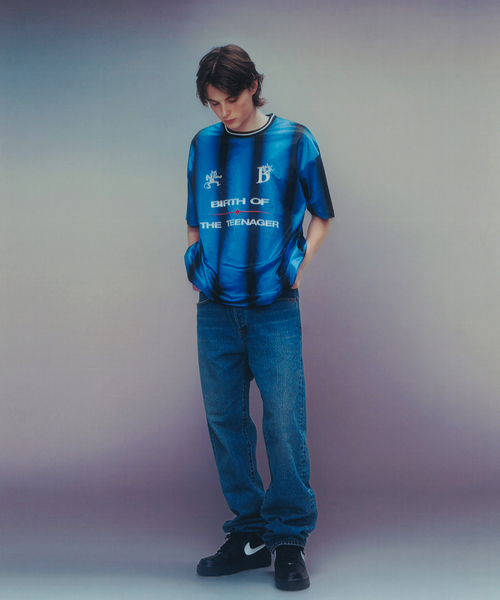 BOTT（ボット）の「BoTT / ボット Gradient Soccer Shirt（Tシャツ