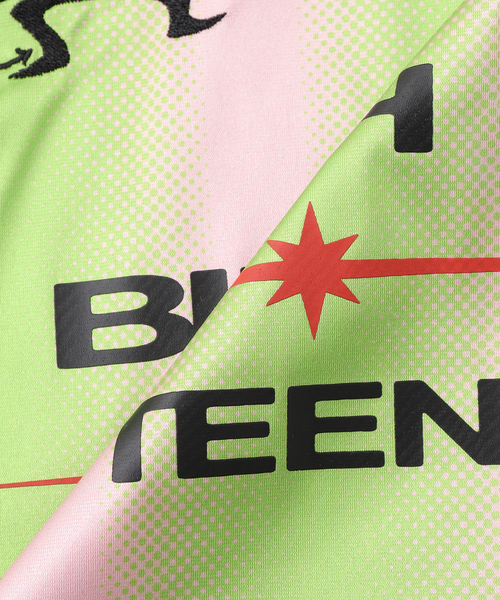 ウェア BoTT / Gradient Soccer Shirt Ssize BOTT（ボット）の「BoTT / ボット Gradient Soccer Shirt（Tシャツ