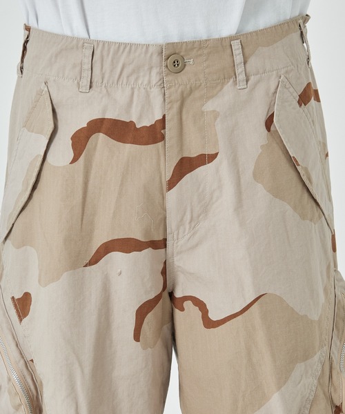NVRFRGT（ネヴァーフォーゲット）の「3D TWISTED CARGO SHORTS