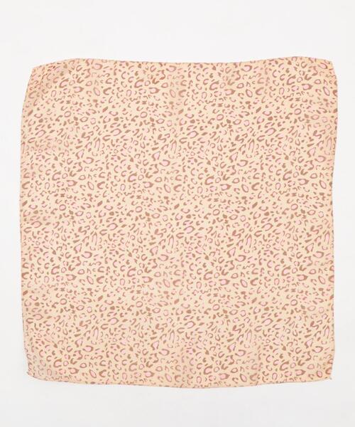 WEGO（ウィゴー）の「WEGO/レオパードシアースカーフ（バンダナ/スカーフ・レディース・ベージュ/ベージュ系その他/ホワイト/ブラウン・FREE）」の4枚目の写真