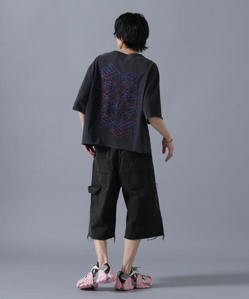 DANKE SCHON(ダンケシェーン)の「DankeSchon/ダンケシェーン/CUTOFF S/S TEE REDFLAG(Tシャツ/カットソー・メンズ・ブラック・M/L)」の4枚目の写真